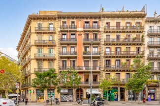 Plus de détails pour Carrer d'Aragó, 187, Barcelone - Commerce de détail à louer