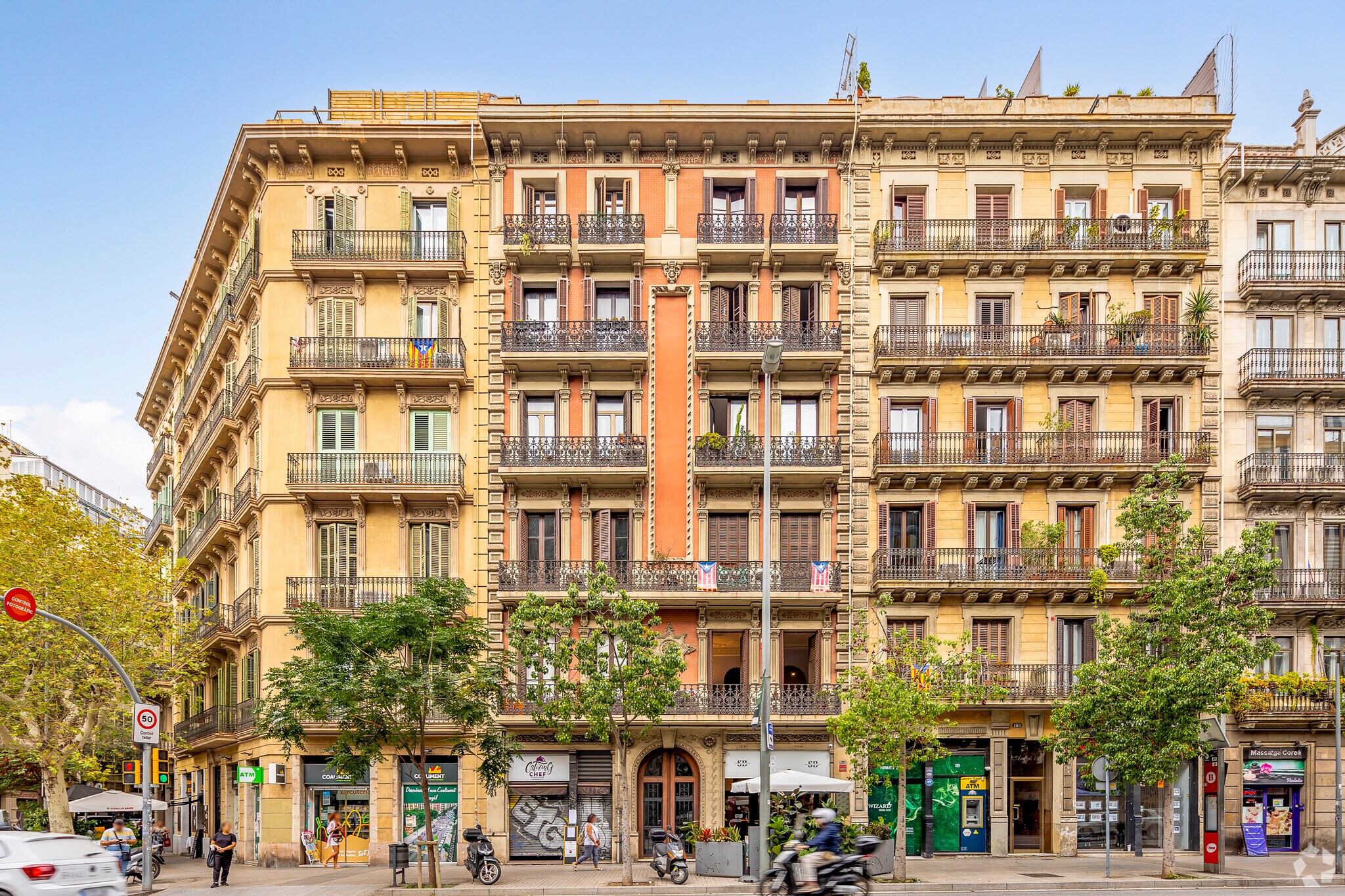 Carrer d'Aragó, 187, Barcelona, Barcelona for lease Primary Photo- Image 1 of 3