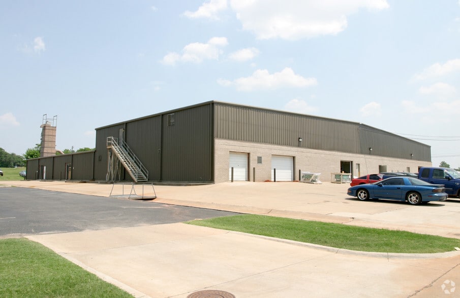 2910 S Glenn Ave, Oklahoma City, OK for sale - Building Photo - Image 3 of 15