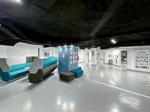 26 Rue De Paradis, Paris for sale Interior Photo- Image 2 of 8