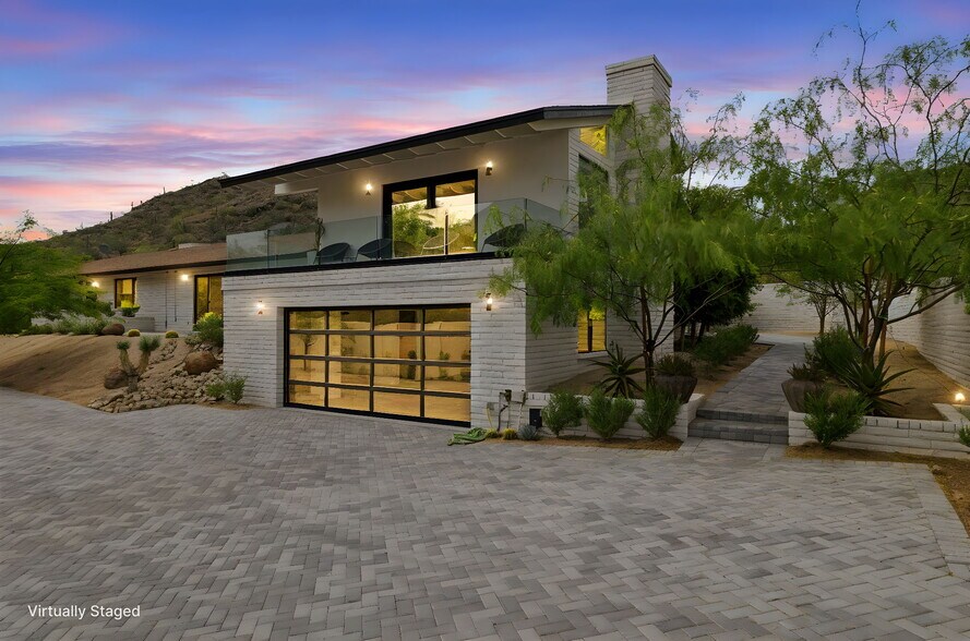 5801 E Surrey Dr, Cave Creek, AZ à vendre - Photo du bâtiment - Image 3 de 57