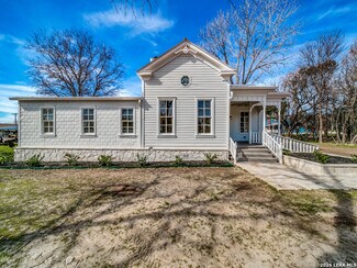Plus de détails pour 824 5a-2 High St, Comfort, TX - Bureau à vendre