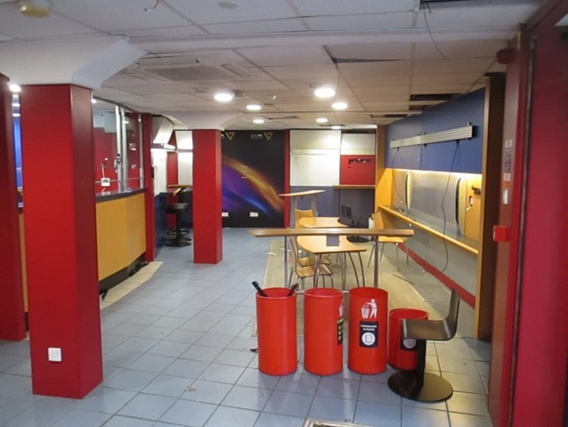 116-120 South St, Keighley for lease Interior Photo- Image 1 of 3