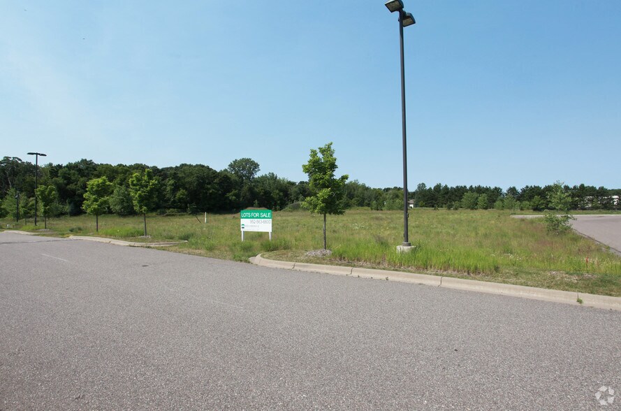 Hwy 169 & 197th Ave, Elk River, MN à vendre - Photo du bâtiment - Image 2 de 2