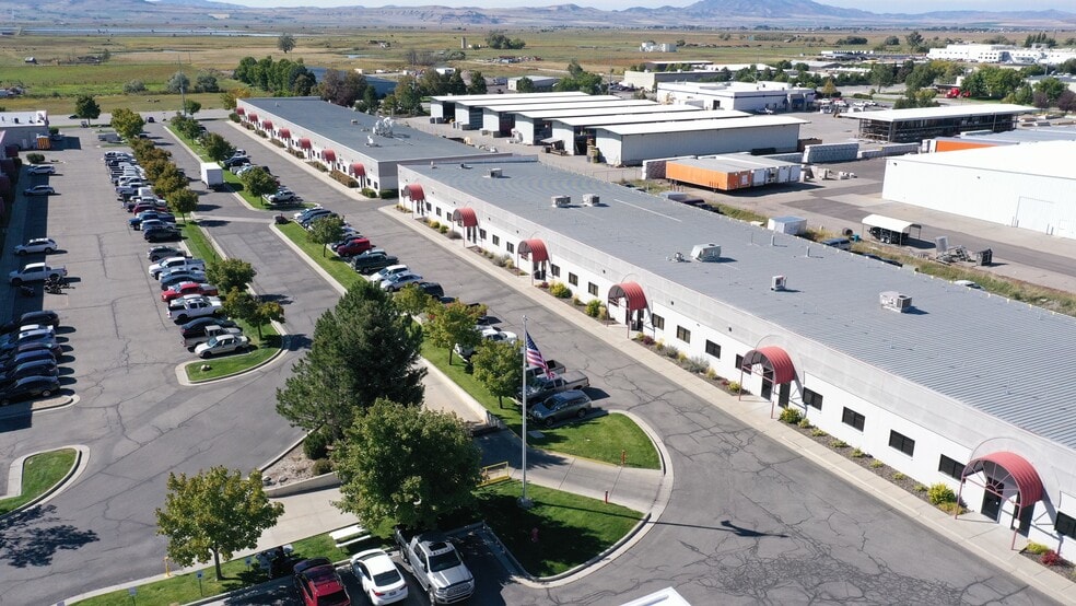 642 N 1000 W, Logan, UT for lease - Building Photo - Image 2 of 6