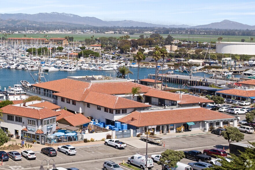1449-1691 Spinnaker Dr, Ventura, CA à louer - Photo du bâtiment - Image 3 de 9