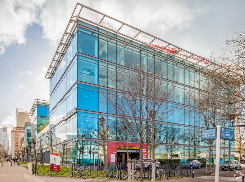 120 Avenue De L'Arche, Courbevoie à louer - Photo du bâtiment - Image 2 de 4