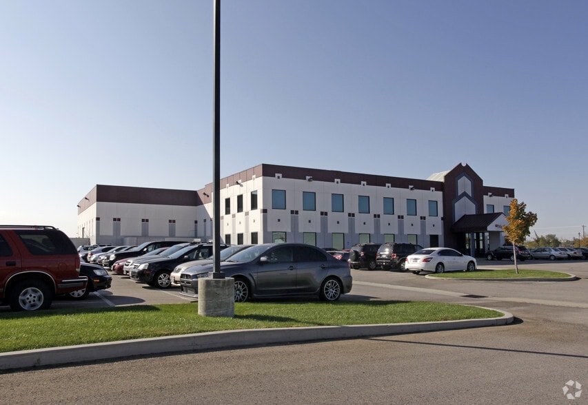 669 W 900 N, North Salt Lake, UT for sale - Building Photo - Image 3 of 9
