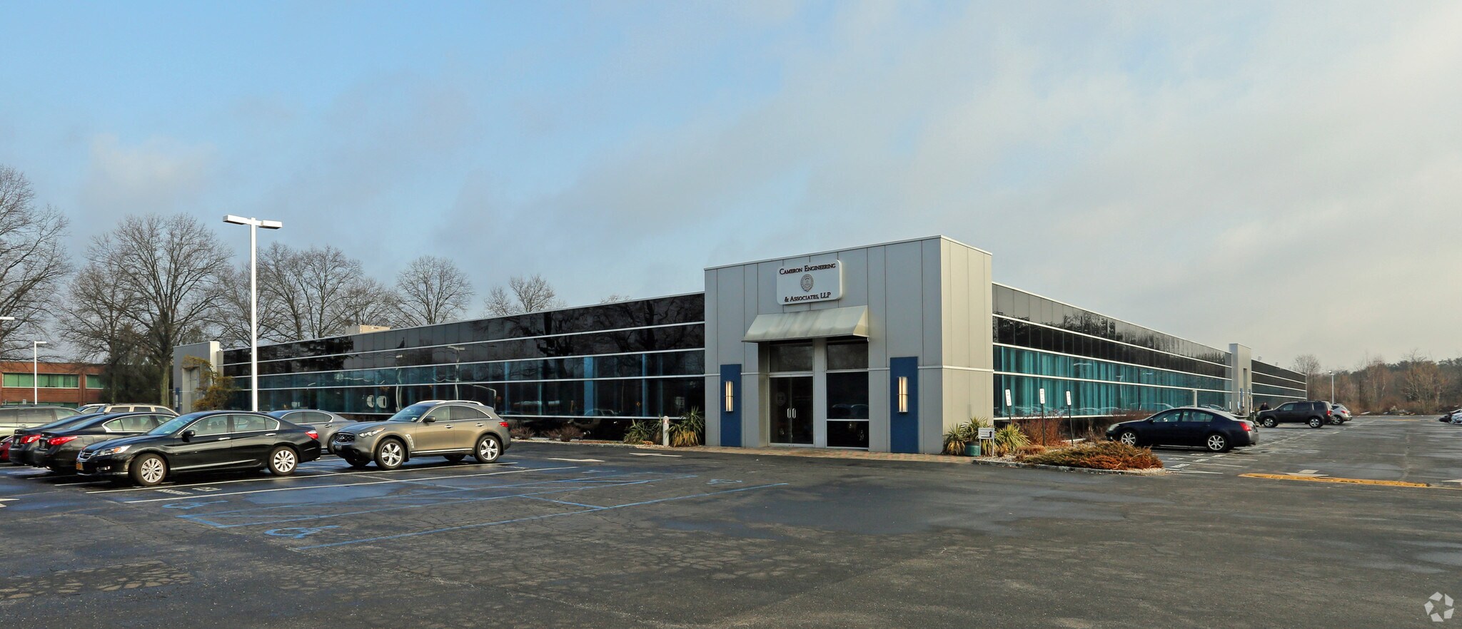 100 Sunnyside Blvd, Woodbury, NY for lease Building Photo- Image 1 of 10