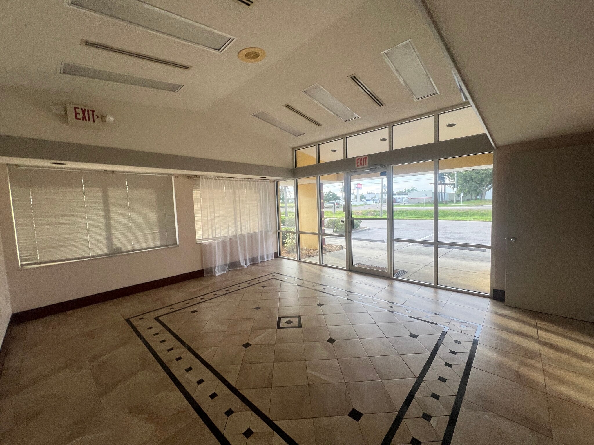 2901 Us-301, Ellenton, FL for lease Interior Photo- Image 1 of 19