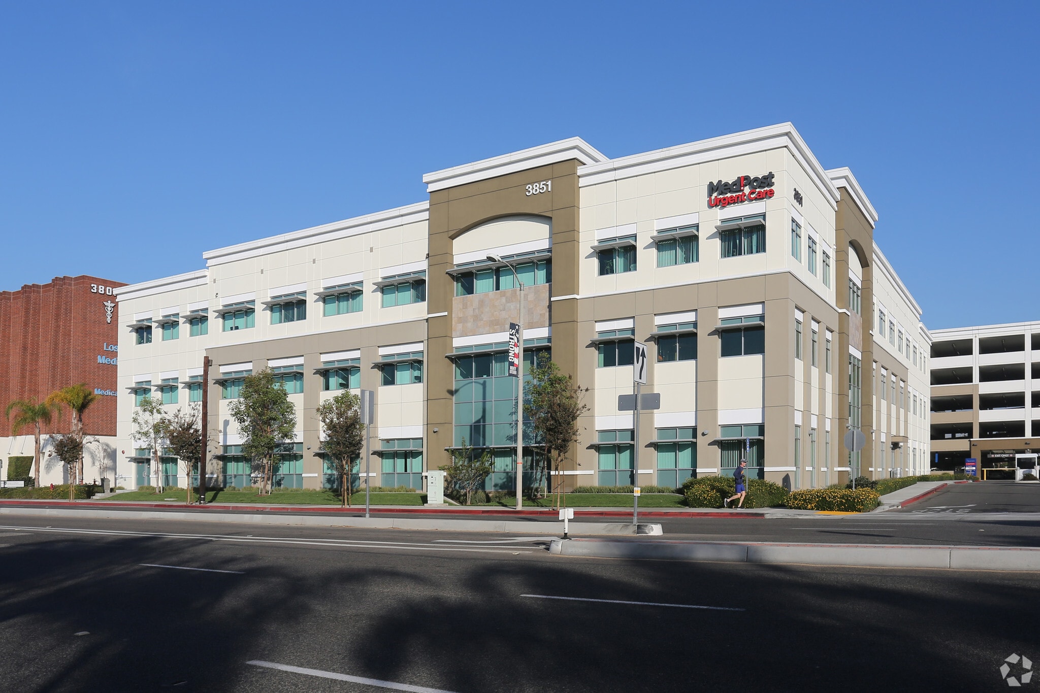 3851 Katella, Los Alamitos, CA for lease Primary Photo- Image 1 of 8