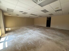 2700 Western Center Blvd, Fort Worth, TX for lease Interior Photo- Image 2 of 6