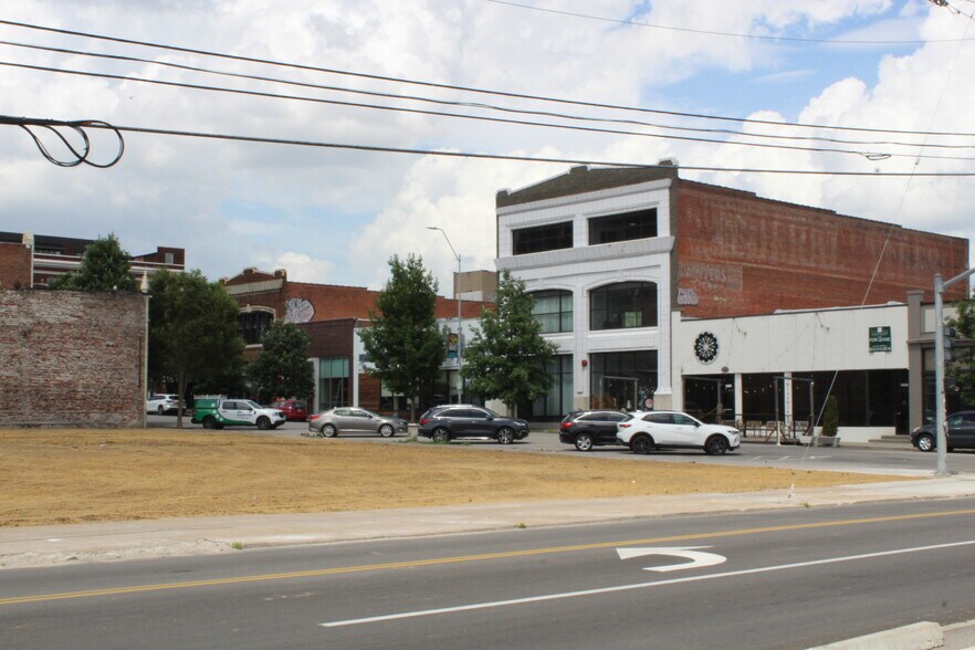 1824 McGee St, Kansas City, MO à louer - Photo du bâtiment - Image 2 de 4