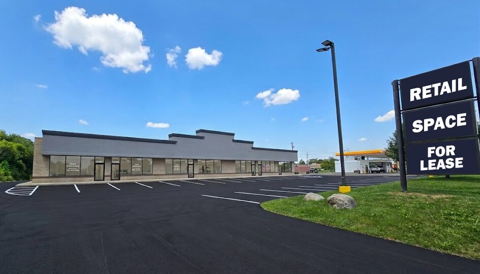 13400-13480 E 15 Mile Rd, Sterling Heights, MI à louer - Photo du bâtiment - Image 1 de 8