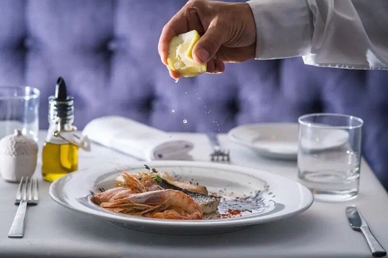 Commerce de détail dans Lyon à vendre - Photo du bâtiment - Image 3 de 4