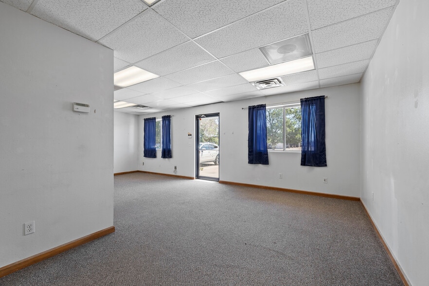 217 Racquette Dr, Fort Collins, CO for lease - Building Photo - Image 3 of 14