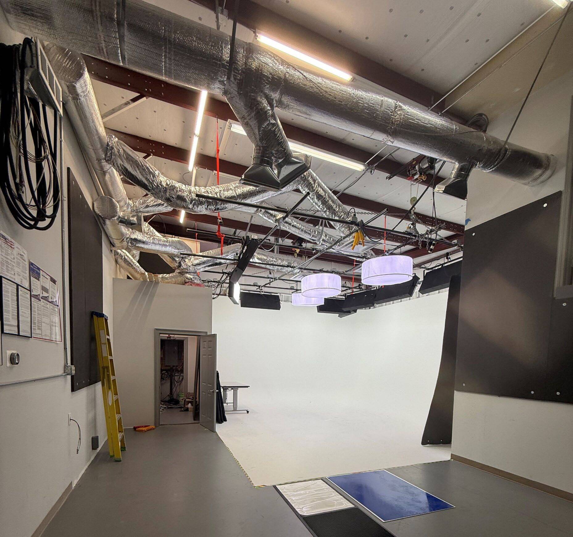 1025 Nine North Dr, Alpharetta, GA for lease Interior Photo- Image 1 of 6