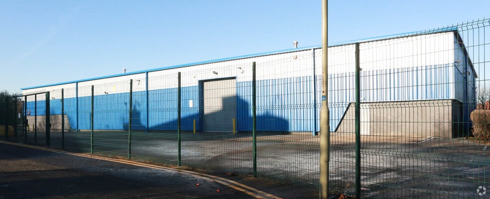 4 Didcot Way, Boldon Colliery for lease - Building Photo - Image 2 of 12