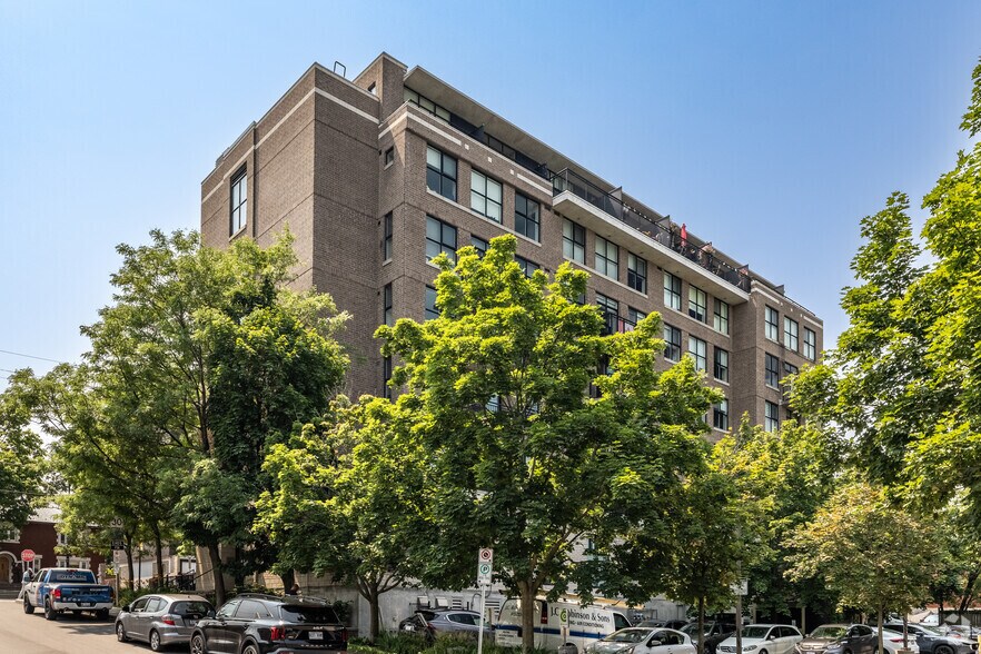 1277-1283 Wellington St W, Ottawa, ON à louer - Photo du bâtiment - Image 3 de 3