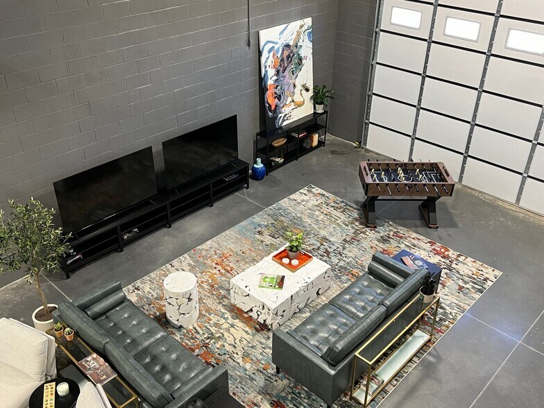 5725 Stables Way, Alpharetta, GA à vendre - Photo intérieure - Image 2 de 7