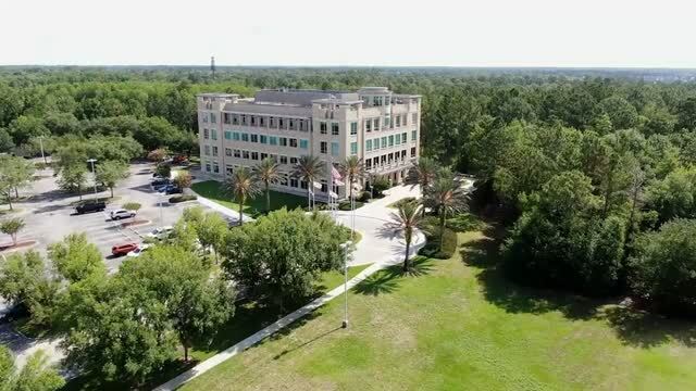 9995 Gate Pky, Jacksonville, FL à louer - Vidéo sur l’inscription commerciale - Image 2 de 8