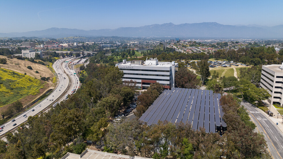 901 Corporate Center Dr, Monterey Park, CA for sale - Building Photo - Image 1 of 15