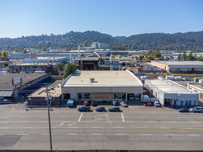 3079-3081 NW Front Ave, Portland, OR for sale - Building Photo - Image 1 of 1