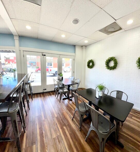 211 7th St N, Clanton, AL à vendre - Photo du bâtiment - Image 3 de 20