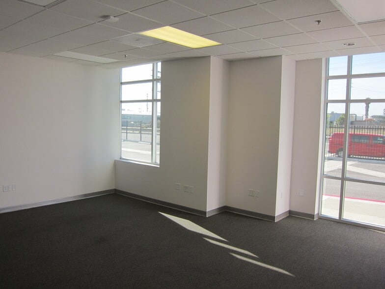 3501 Jack Northrop Ave, Hawthorne, CA for sale - Building Photo - Image 2 of 8