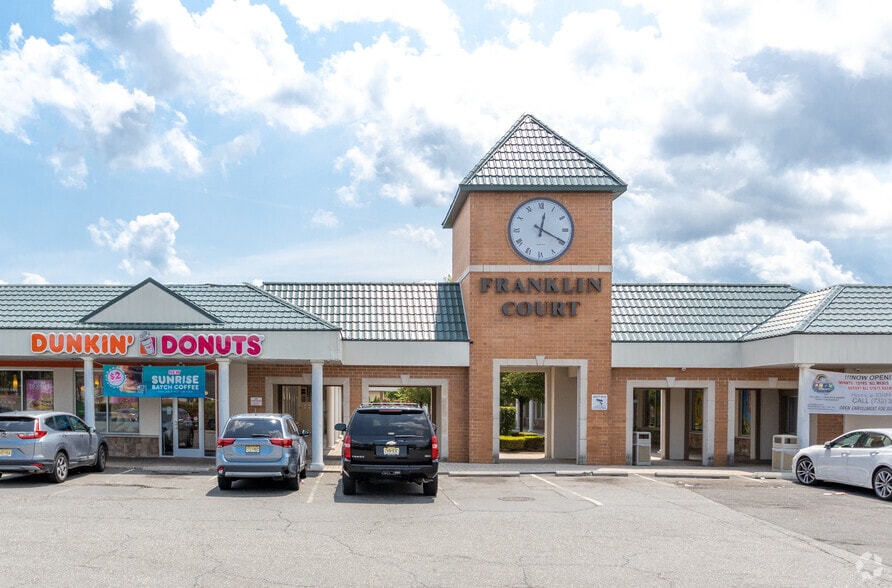920-950 Hamilton St, Somerset, NJ à louer - Photo du bâtiment - Image 3 de 6