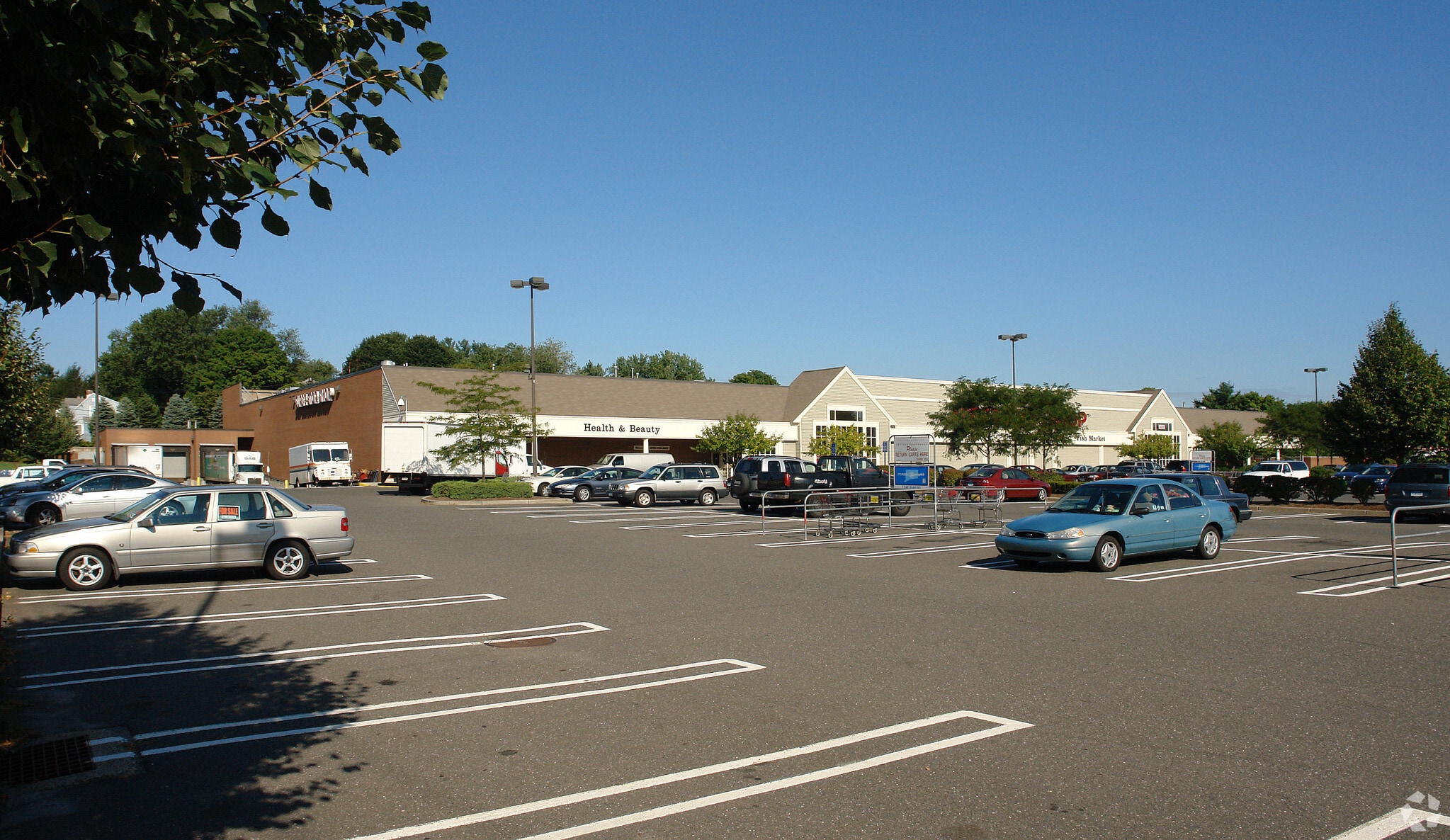 747 Pine St, Bristol, CT for lease Building Photo- Image 1 of 8