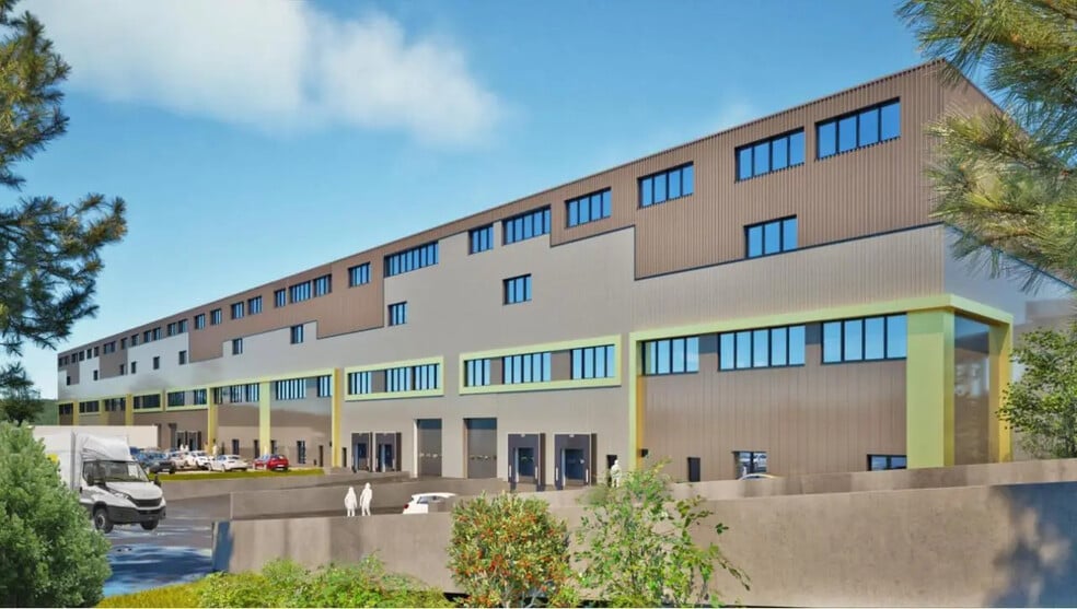 Office in Gonesse for lease - Building Photo - Image 1 of 4