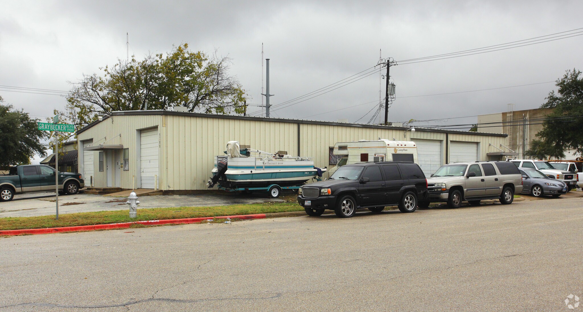 9708 Gray Blvd, Austin, TX for lease Primary Photo- Image 1 of 3