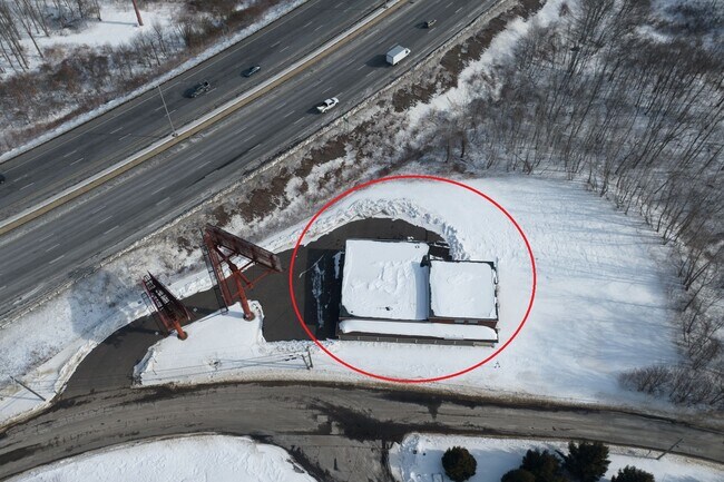 More details for 649 Captain Neville Dr, Waterbury, CT - Industrial for Sale