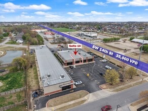 2500-2502 SW 14th St, Bentonville, AR à louer Photo intérieure- Image 1 de 12