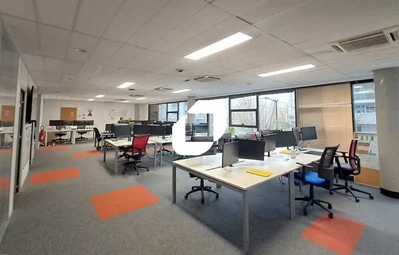Bureau dans Bordeaux à louer Photo intérieure- Image 1 de 8