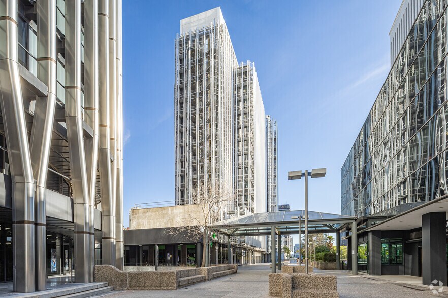 Paseo Castellana, 93, Madrid, Madrid à louer - Photo du bâtiment - Image 3 de 6