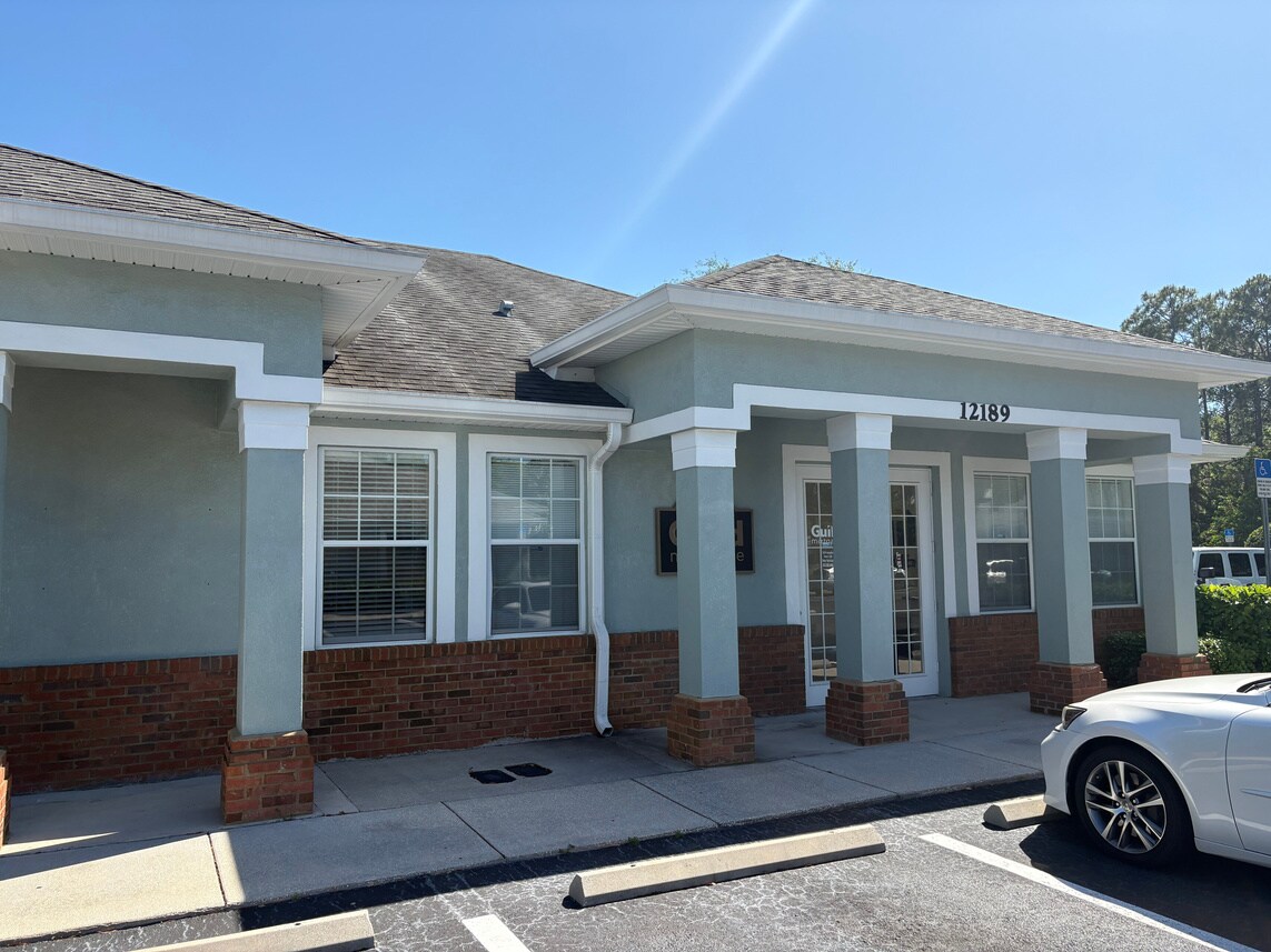 12187-12189 W Linebaugh Ave, Tampa, FL for lease Primary Photo- Image 1 of 10