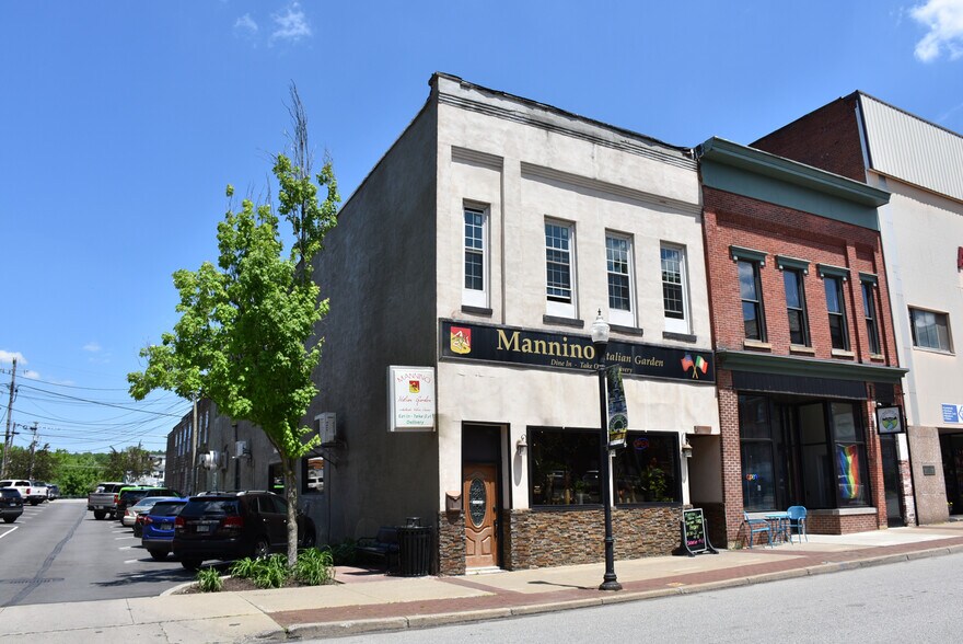 283 Chestnut St, Meadville, PA à vendre - Photo du bâtiment - Image 2 de 48