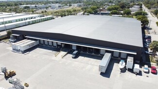 Plus de détails pour 1900 NW 21st Ave, Fort Lauderdale, FL - Industriel à louer