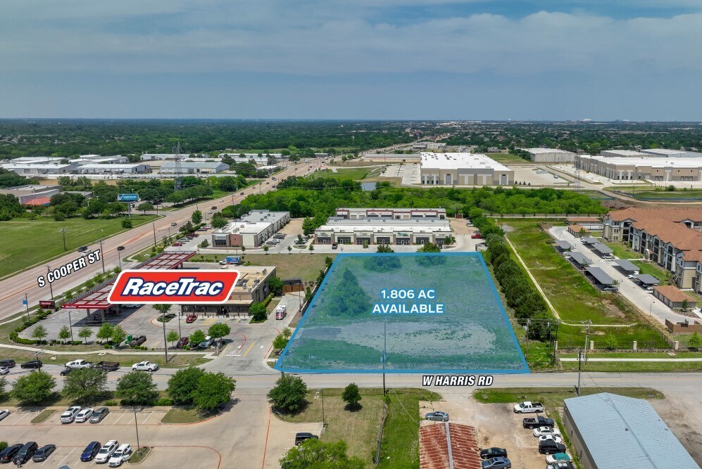 1211 W Harris Rd, Arlington, TX à vendre Photo du bâtiment- Image 1 de 4