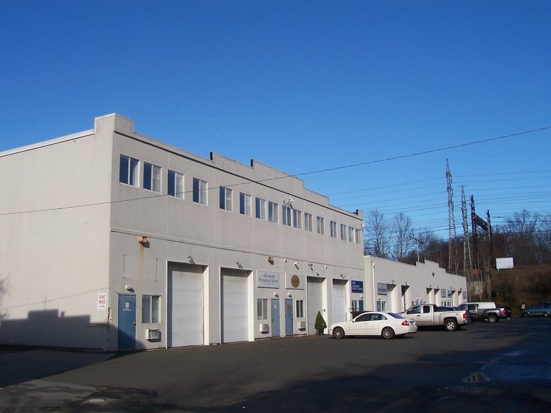 130 Lenox Ave, Stamford, CT for sale - Building Photo - Image 2 of 63