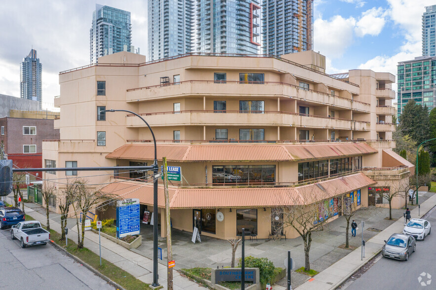 6125 Sussex Ave, Burnaby, BC for lease - Primary Photo - Image 1 of 6