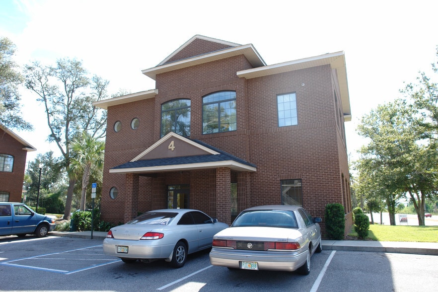 1101 Gulf Breeze Pky, Gulf Breeze, FL à vendre - Photo du bâtiment - Image 2 de 2