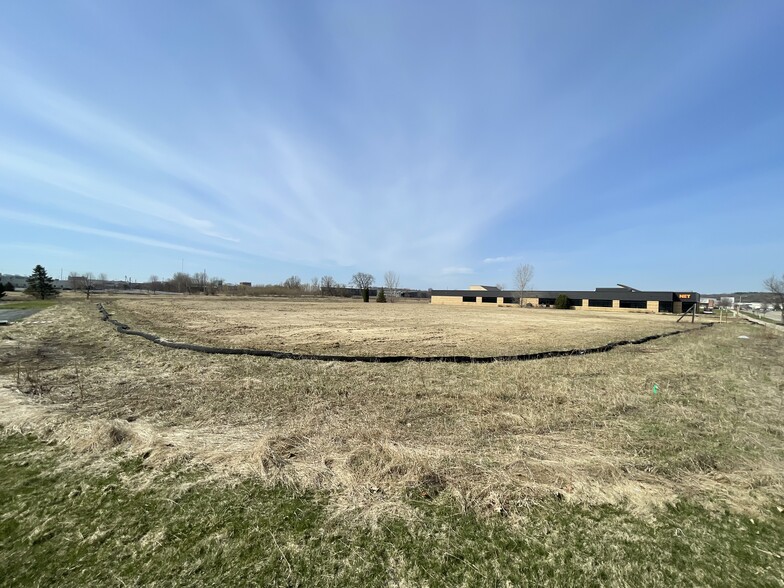 3130 Deming Way, Middleton, WI for sale - Building Photo - Image 1 of 3