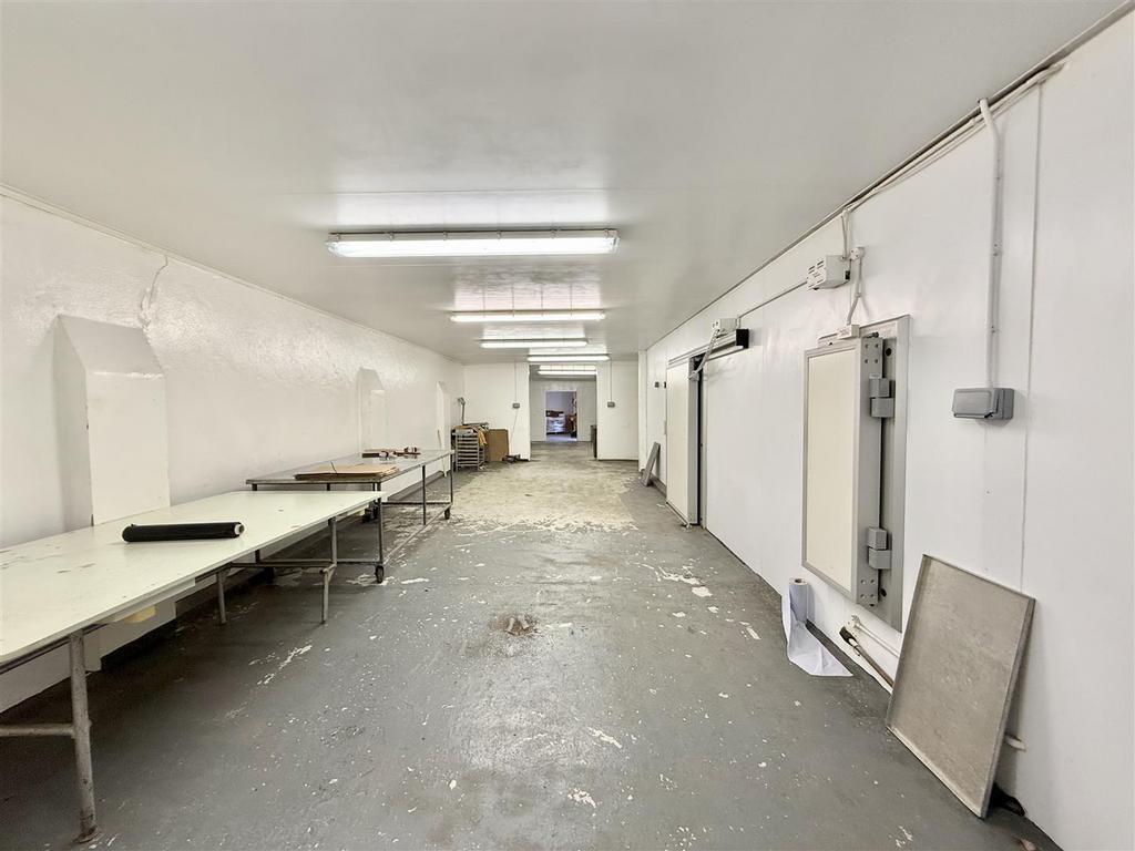 58 Burdett Rd, Southend On Sea for lease Building Photo- Image 1 of 6