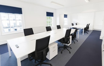 17 Waterloo Pl, Leamington Spa for lease Interior Photo- Image 2 of 3