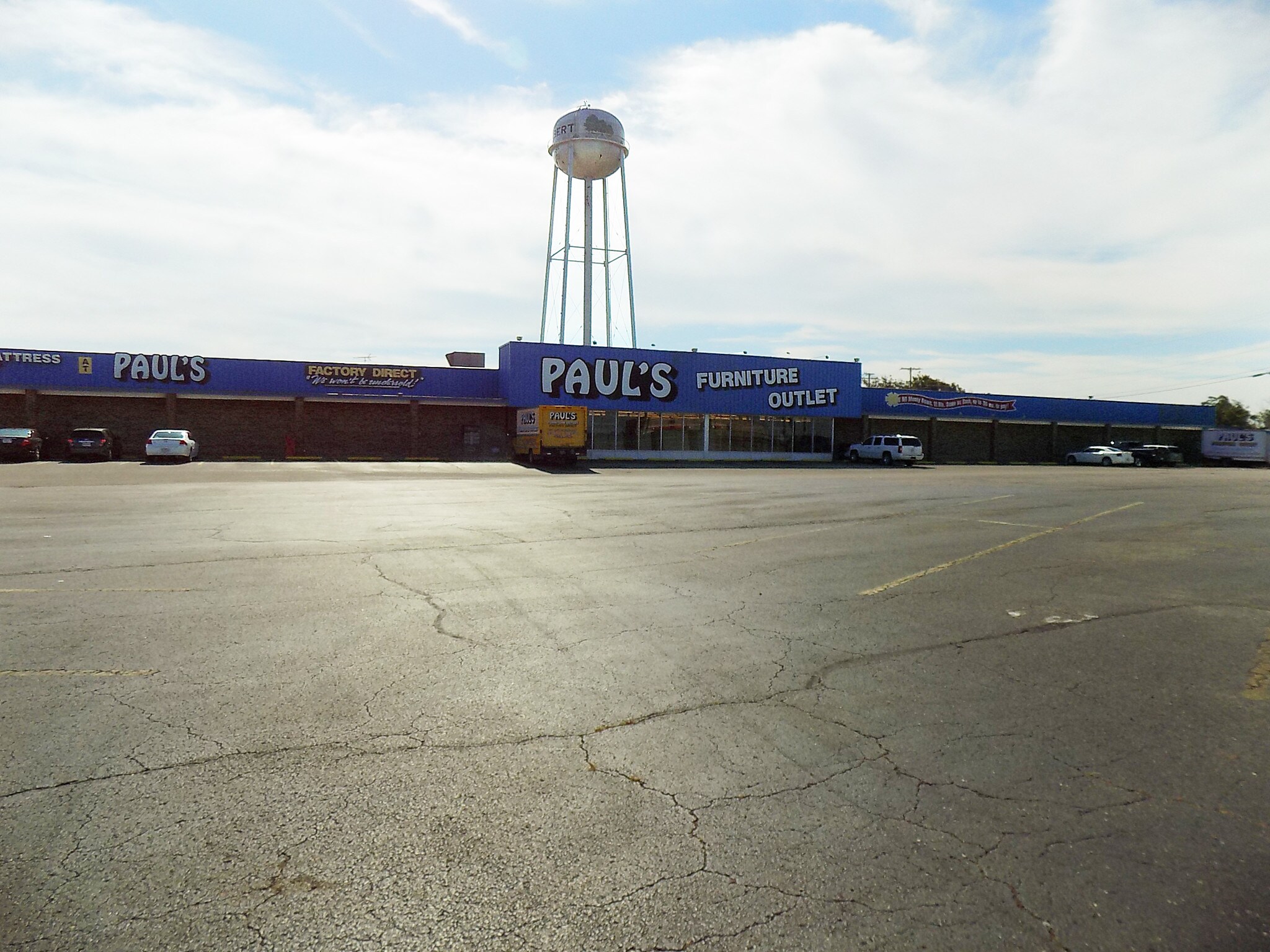 338 Marshall Dr, Saint Robert, MO for lease Primary Photo- Image 1 of 2