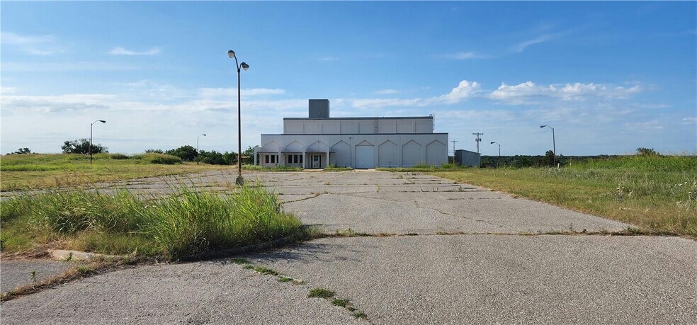 120 Highway 74, Guthrie, OK à vendre - Photo du bâtiment - Image 2 de 12