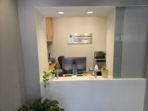 18 Studio Arcade, Bronxville, NY à louer Photo intérieure- Image 2 de 4